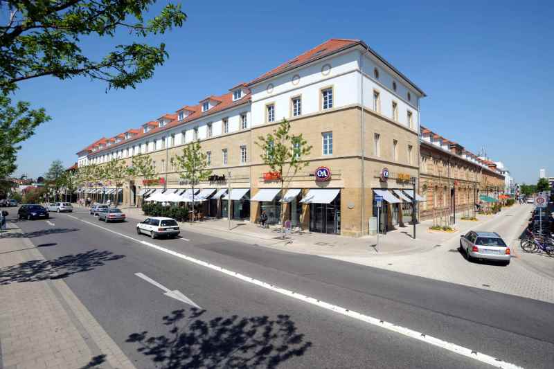 Im Café an der Kirche