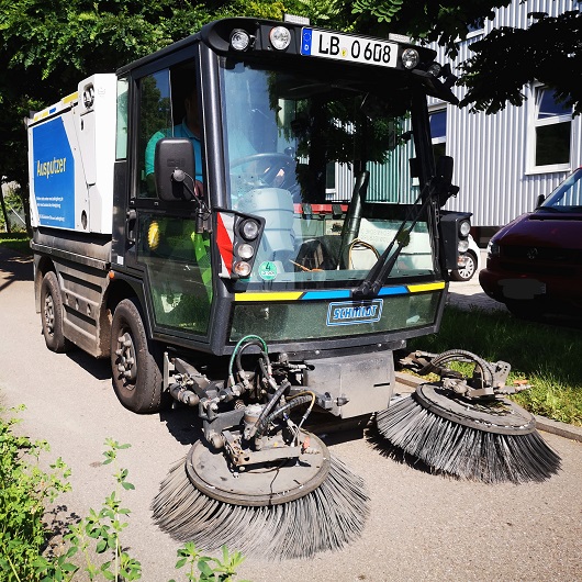 Kehrmaschine der TDL Stadtreinigung