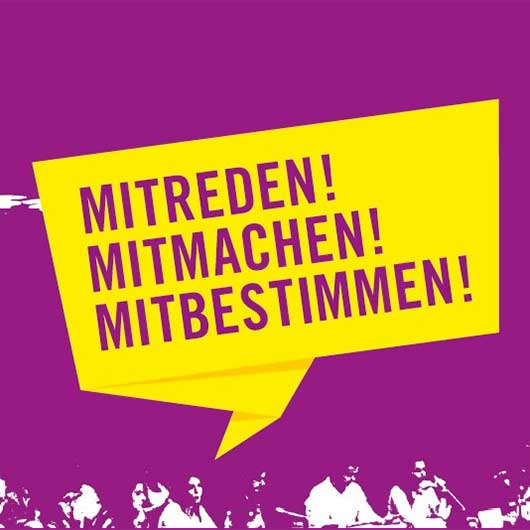 Fähnchen mit den Schlagworten mitreden, mitmachen, mitbestimmen!