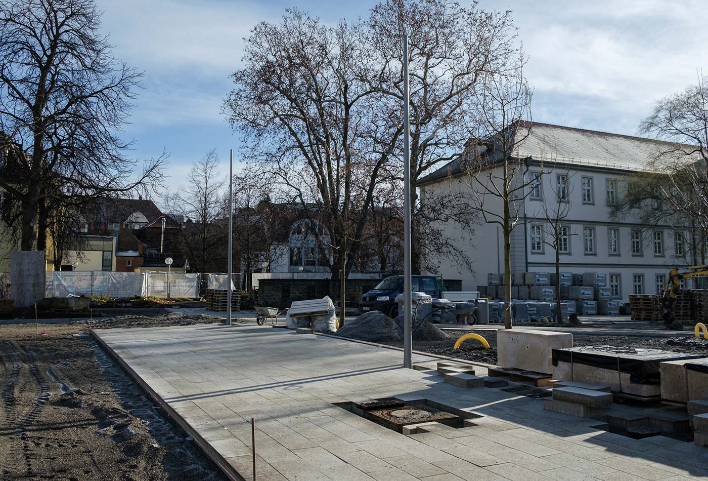 Beleuchtungsmasten auf dem Arsenalplatz