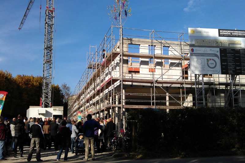 Richtfest für das Mehrgenerationenhaus (MGH) in der Weichselstraße.